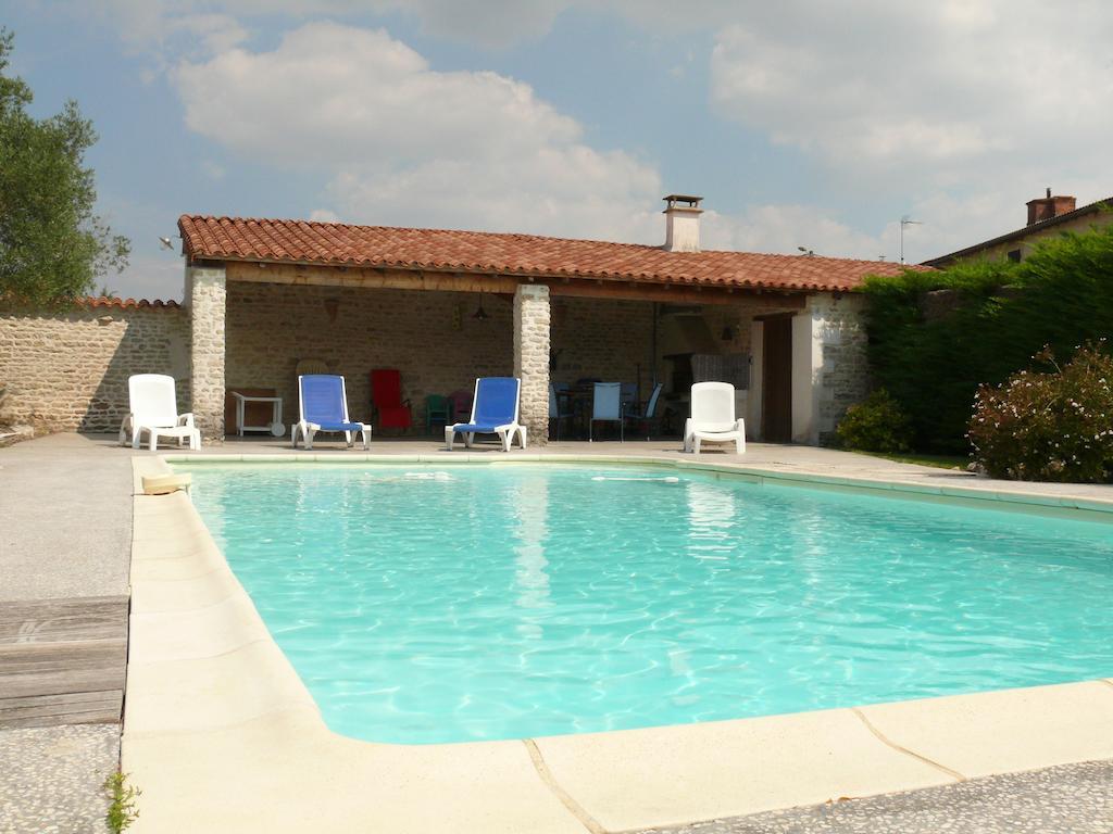 Montreuil  Le Clos De La Vigne Bed & Breakfast エクステリア 写真