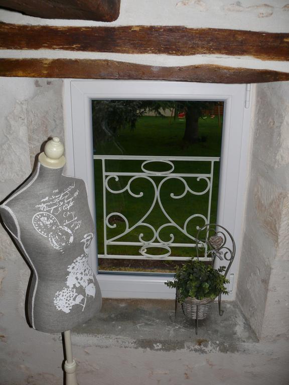 Montreuil  Le Clos De La Vigne Bed & Breakfast エクステリア 写真