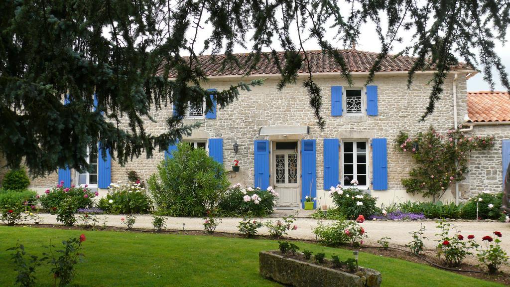 Montreuil  Le Clos De La Vigne Bed & Breakfast エクステリア 写真